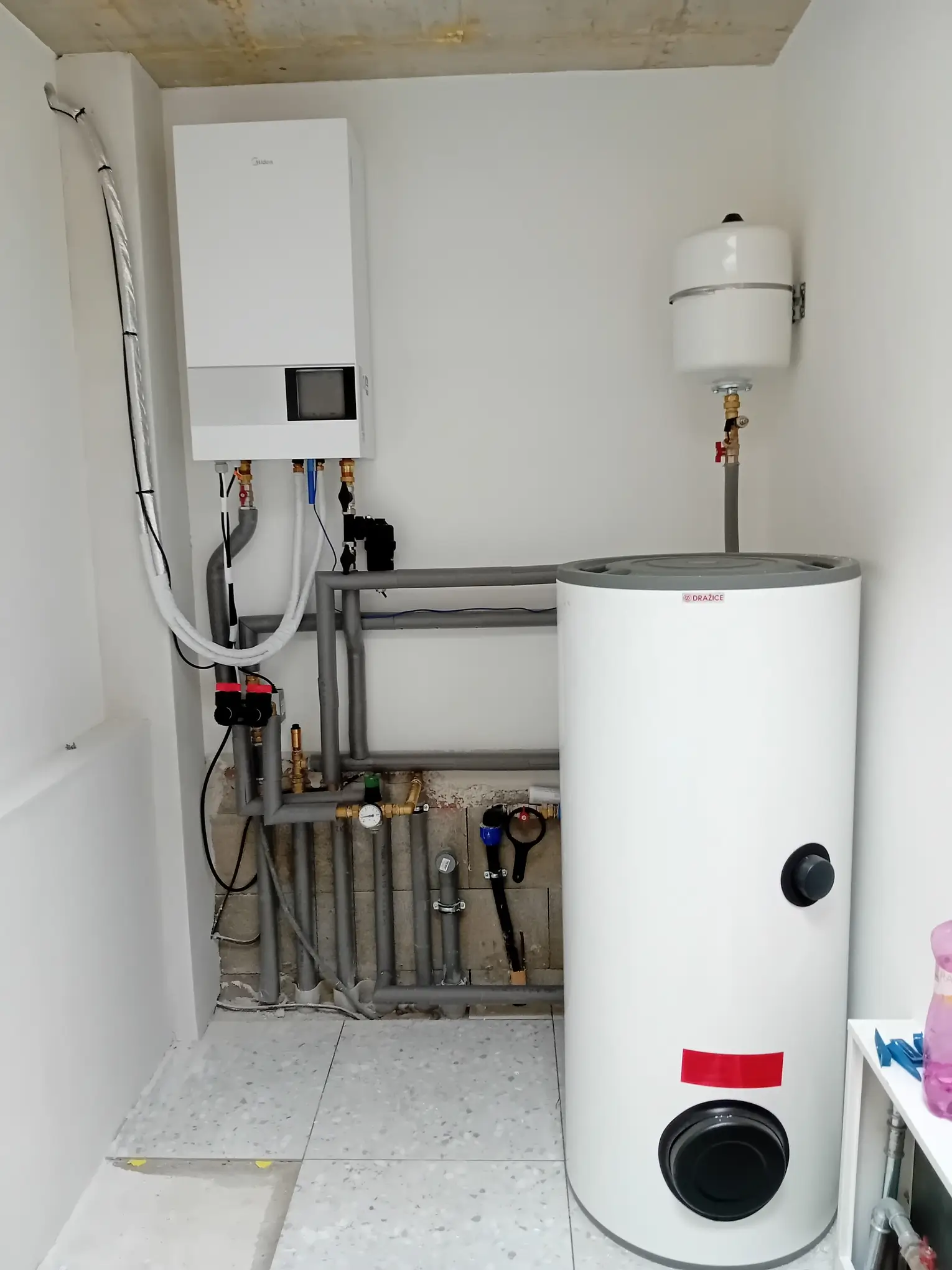 Vykurovanie tepelným čerpadlom Midea 8 kW split
